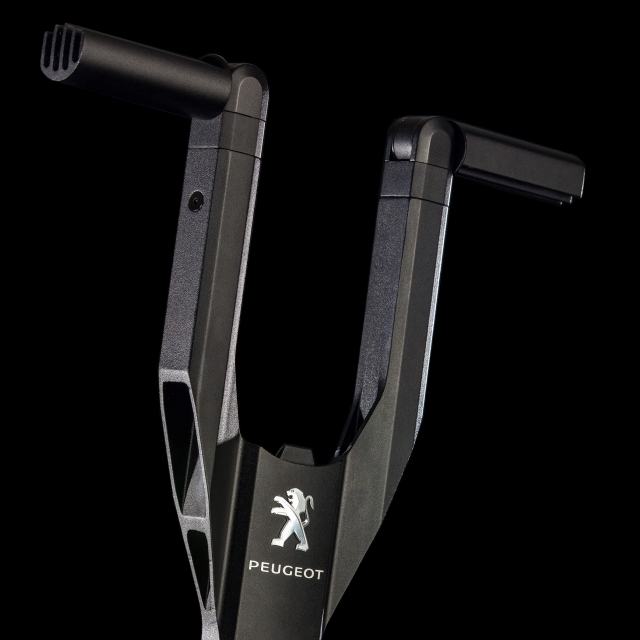 Electric-assisted scooter Peugeot eKick